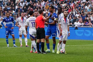 Penalty pour l'OL, Auxerre dépose aussitôt une réserve technique