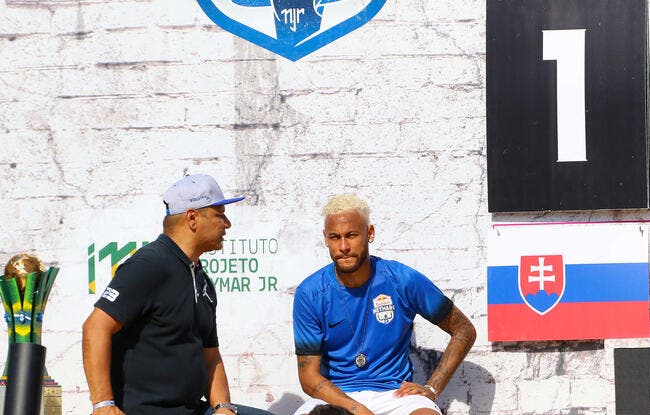 PSG : Il pourrit sa carrière, Neymar Senior accusé