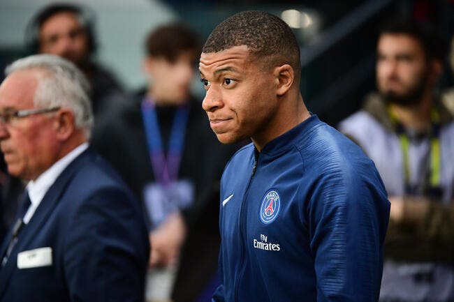 PSG : Leonardo a voulu faire le malin, Mbappé le paie très cher