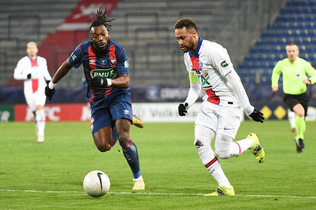 Barça-PSG : Défaite de Paris, Pierre Ménès donne même le score