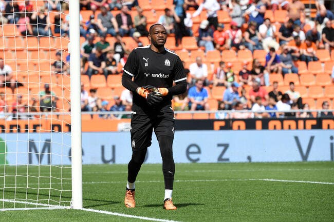 Mandanda maltraité à l'OM, Nice tente le coup