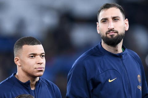 Donnarumma brutalement éjecté du PSG par Tenas, il y croit - Foot 01