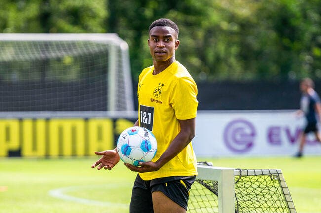 Moukoko à l'OM, Dortmund scandalisé