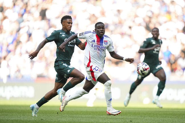 Incroyable, Nuamah plante Fulham et revient à l'OL