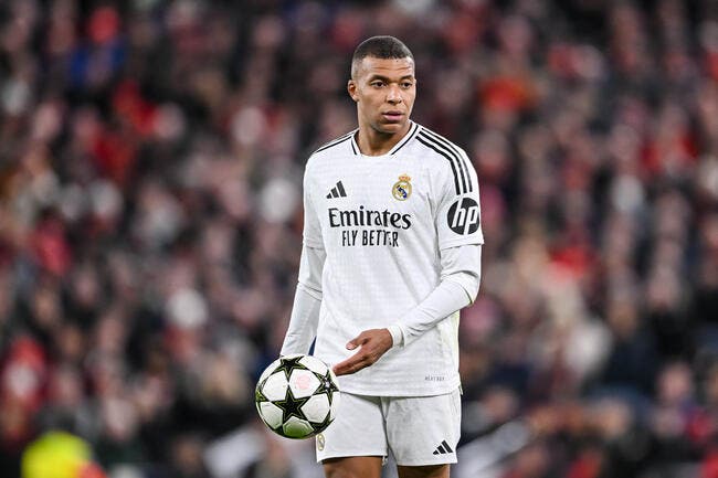 Real Madrid : Kylian Mbappé copie encore Cristiano Ronaldo