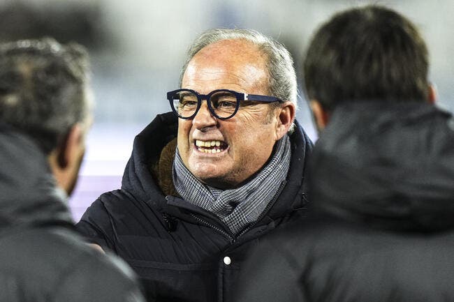 Luis Campos en Angleterre, alerte au PSG