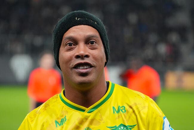 Ronaldinho est libre, c'est 220.000 euros par match