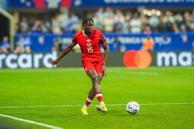 OL : Moïse Bombito envoie balader Textor et sa combine