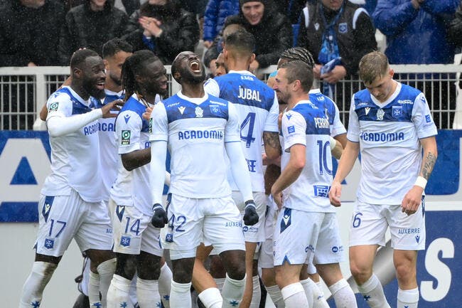 L2 : Auxerre gagne, l'AJA est à 99,99% en Ligue 1