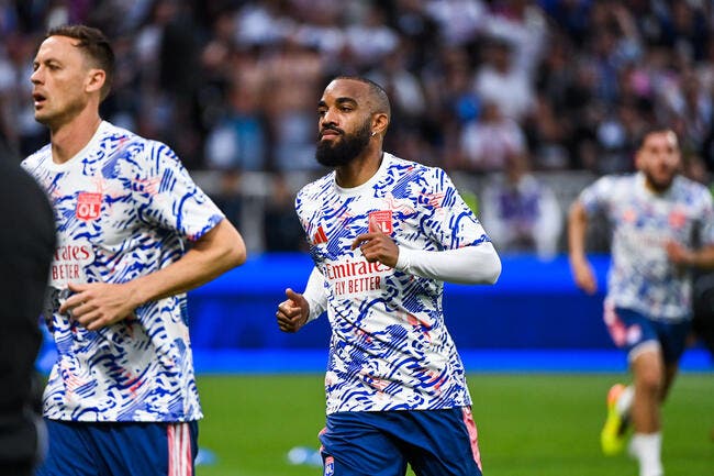 L'OL va pleurer, Lacazette prépare son départ