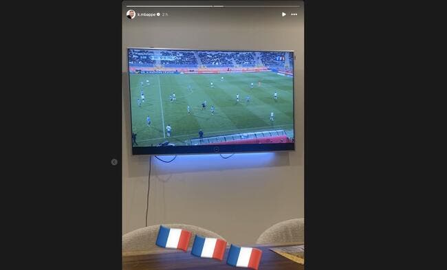 Kylian Mbappé était devant sa télé pour Belgique-France