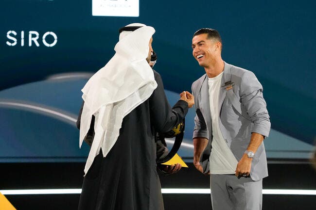 Cristiano Ronaldo prolonge à Al-Nassr