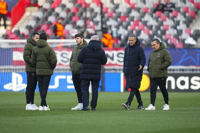 Brest-PSG : Où est Kvara ? Les supporters étonnés