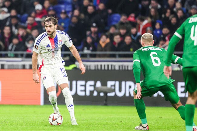 OL : L'Equipe détruit ce Lyonnais « catastrophique »