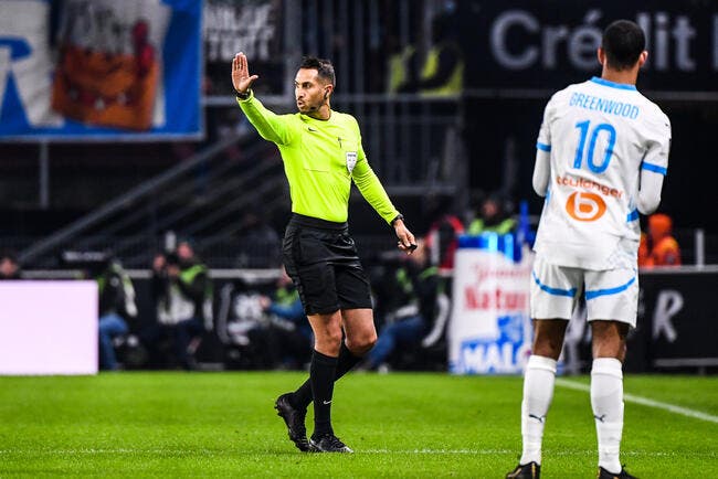 L'arbitre de Rennes-OM déjugé, la FFF frappe encore