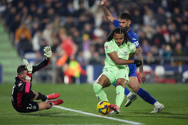 Esp : Le Barça cale et laisse un boulevard au Real