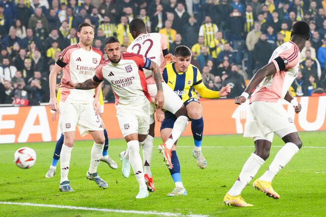 EL : Muet à Fenerbahçe, l'OL devra attendre pour le Top 8