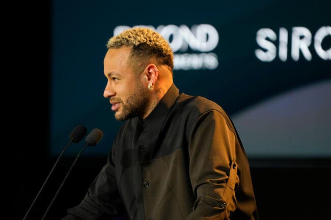 Neymar obsédé par l'argent, le Barça accuse