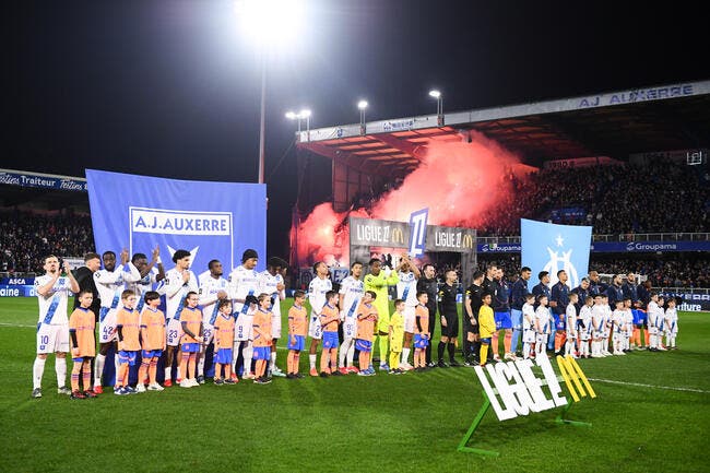 Grégory Schneider supplie l'OM de s'inspirer du PSG