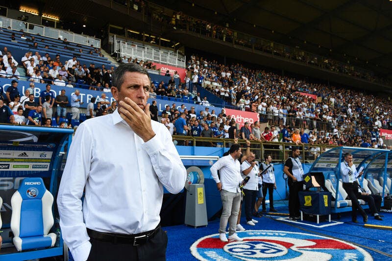  Laurey frappé à la mi-temps du match à Francfort