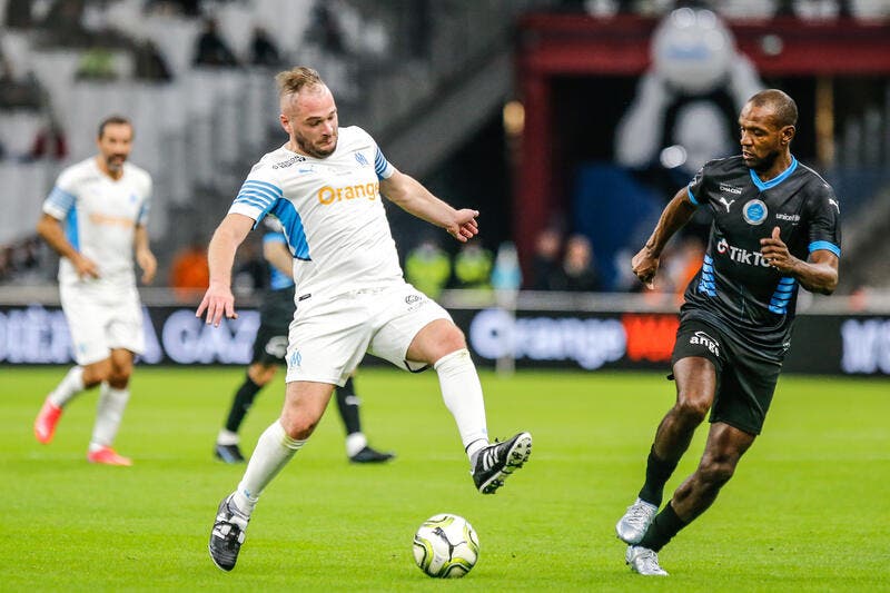 Les Légendes de l'OM et les stars font le plaisir du Vélodrome !