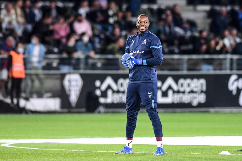 OM : Pau Lopez est surcoté, Mandanda va exploser