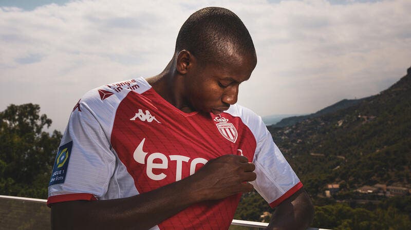  Mohamed Camara signe à Monaco