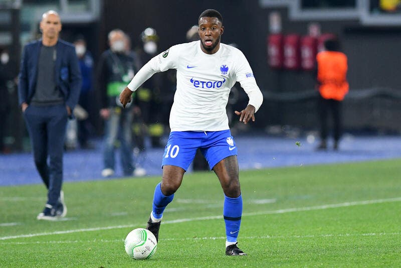 Riechedly Bazoer à l'OM, Longoria a une idée derrière la tête