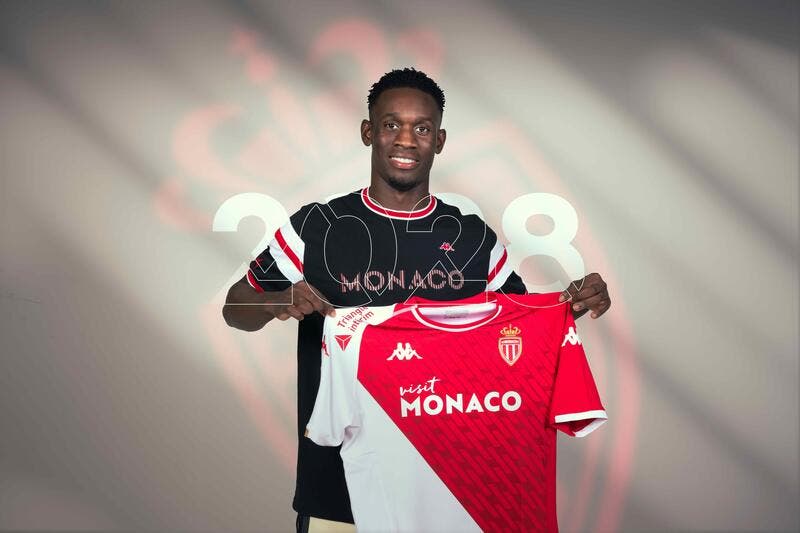 Folarin Balugon s'engage à Monaco jusqu'en 2028