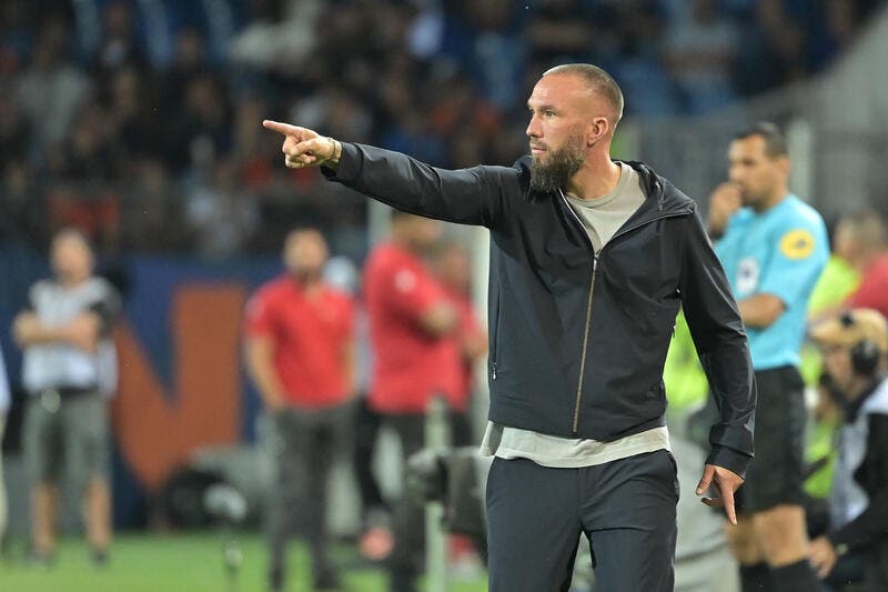  Didier Digard prend la porte