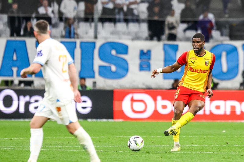 Lens ne le retiendra plus, Danso exige son départ