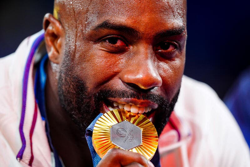 Le PSG félicite Teddy Riner