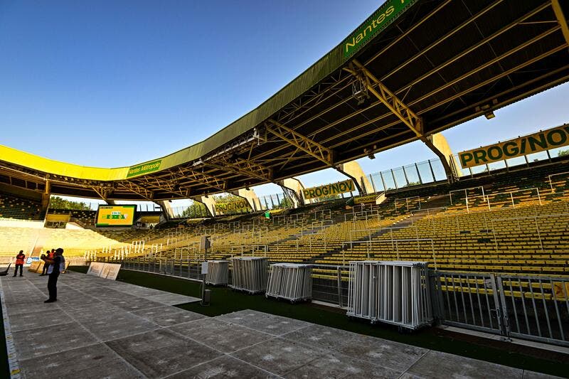  La tribune Loire fermée suite au match contre Lens