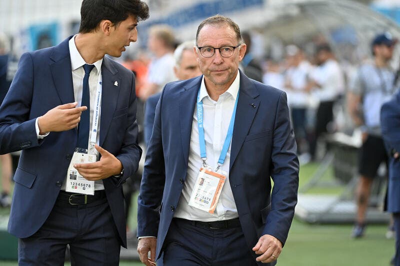 Vexé par l’OM, Papin souffre en silence