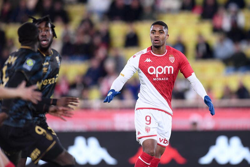 Monaco refuse de prêter Boadu, son agent se fâche