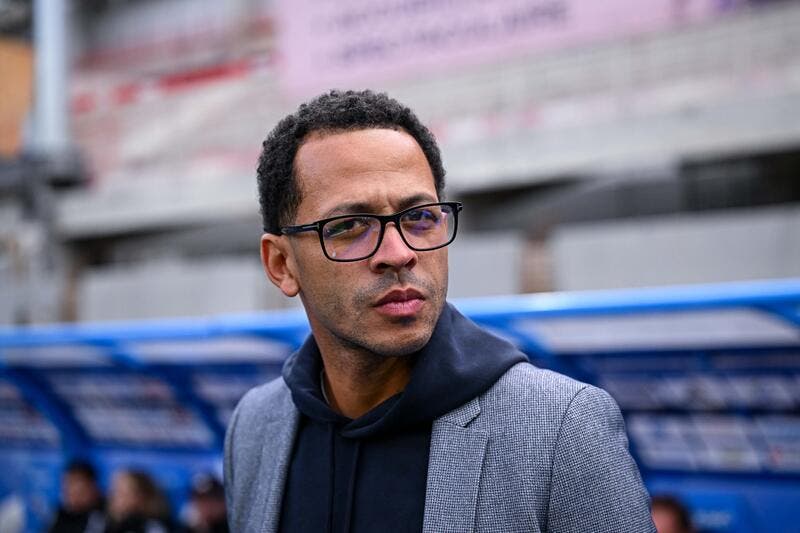  Rosenior roule des mécaniques et se fait allumer