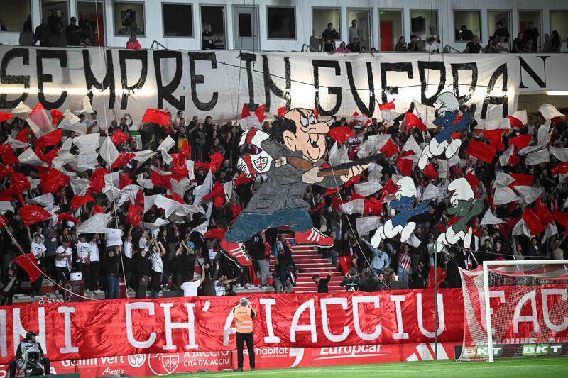  Le derby corse interrompu après des incidents entre supporters