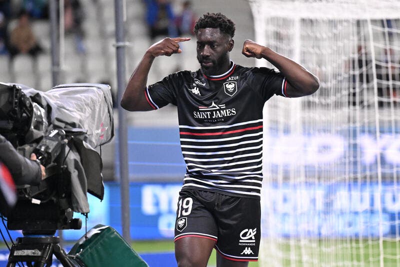   Alexandre Mendy devient le meilleur buteur de l'histoire de Caen